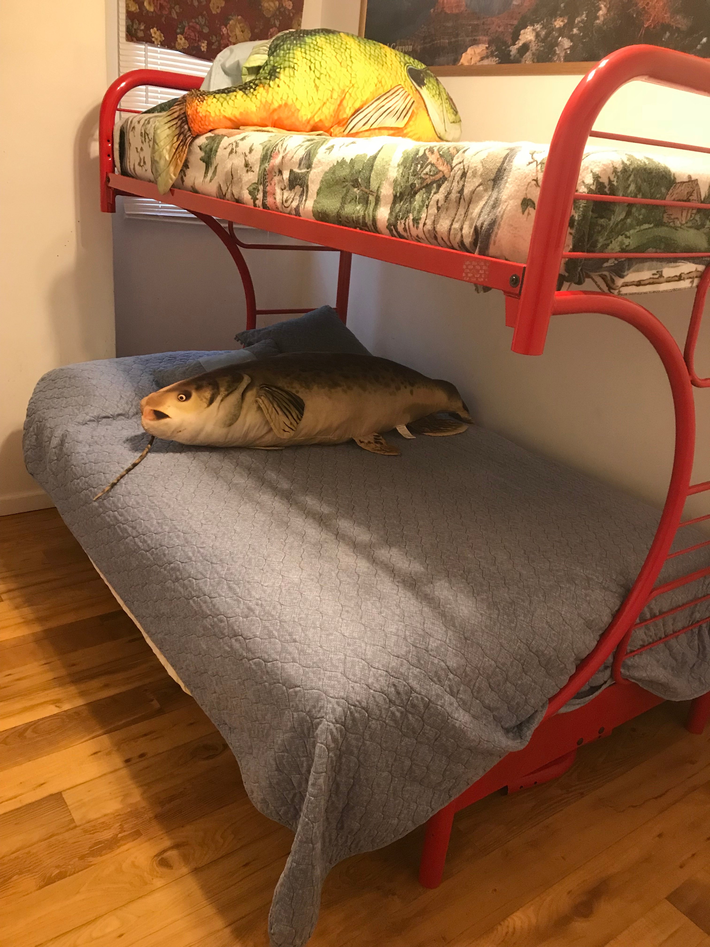 Main-Guntersville-Lake-Cabin-Bunk-Beds